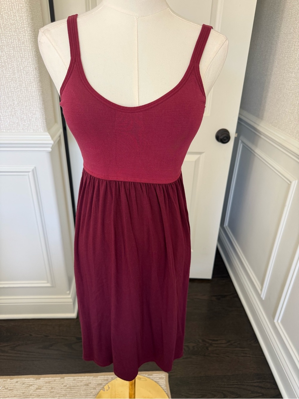Gilligan & O'Malley Ribbed Scoop Neck Midi Dress in Deep Burgundy Sleepwear